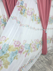 Set Jardin: Perdea Din Voal Cu Model Floral Si Draperie Soft Roz Semi-Opaca