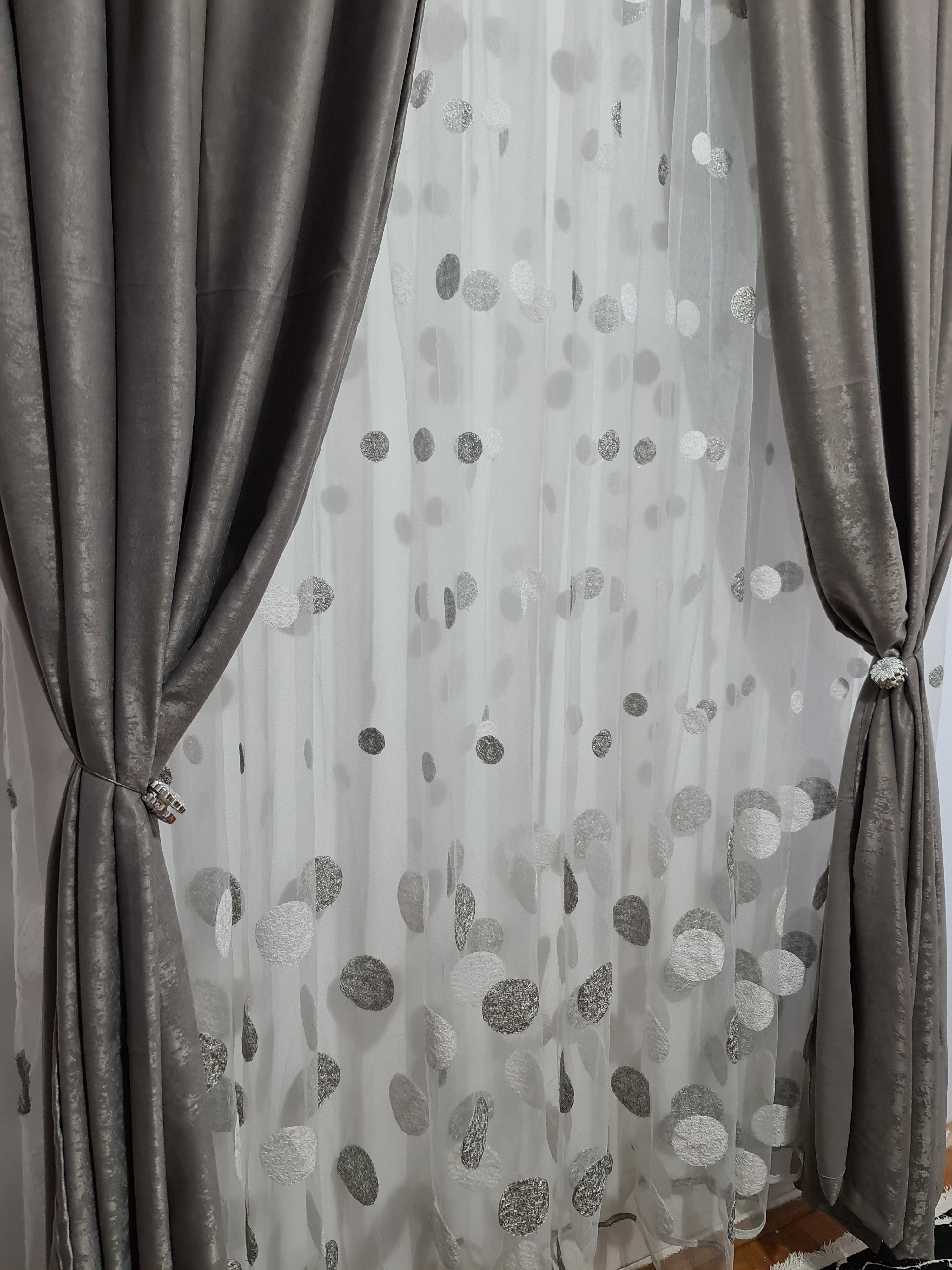 Set perdea si draperie Bianca - CASABLANCA Set perdea si draperie Bianca Casa Blanca Curtains & Drapes 330.00 CASABLANCA  CASABLANCA