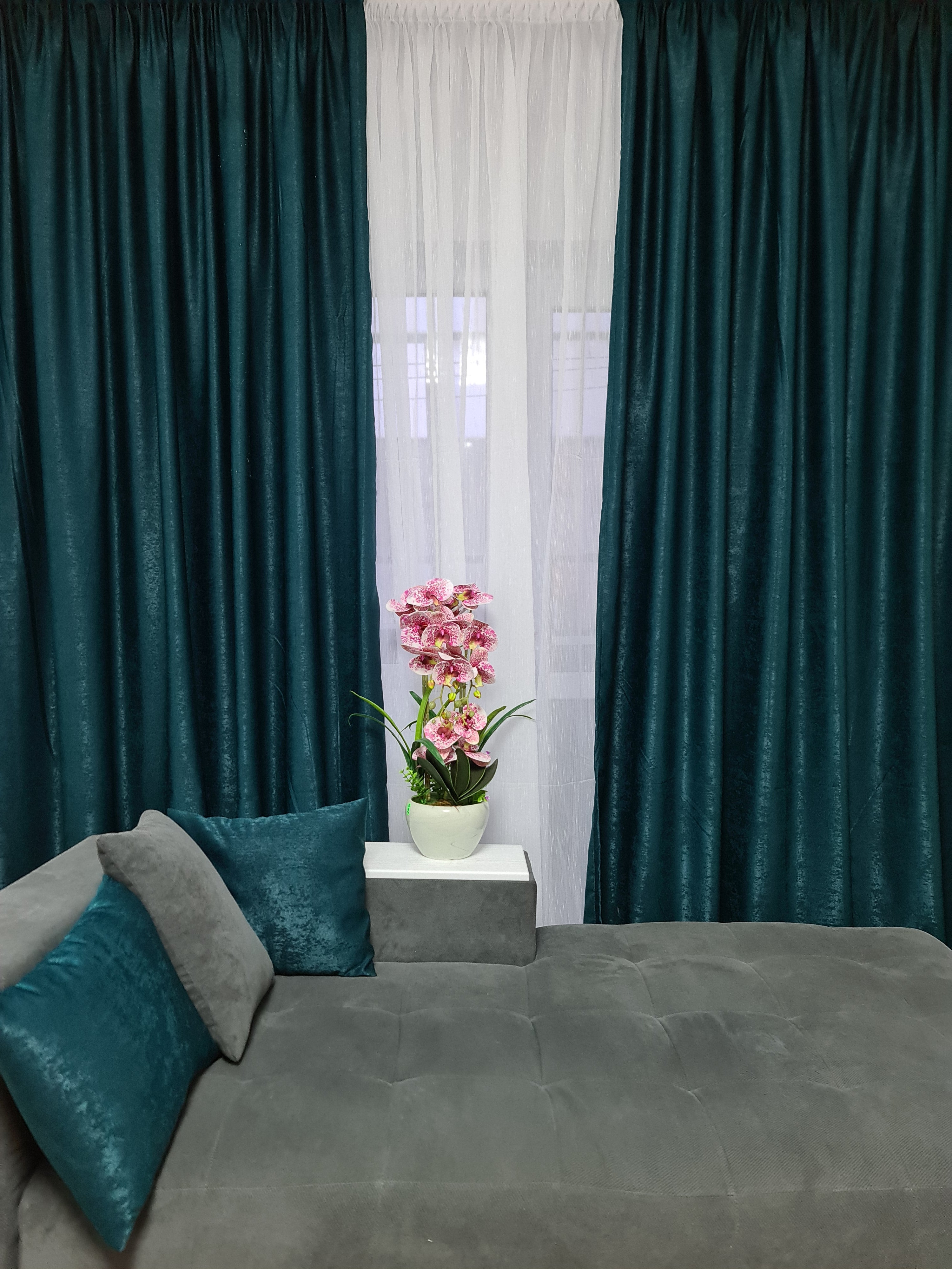 Set perdea si draperie Daniela - CASABLANCA Set perdea si draperie Daniela CasaBlanca  Curtains & Drapes 325.00 CASABLANCA  CASABLANCA