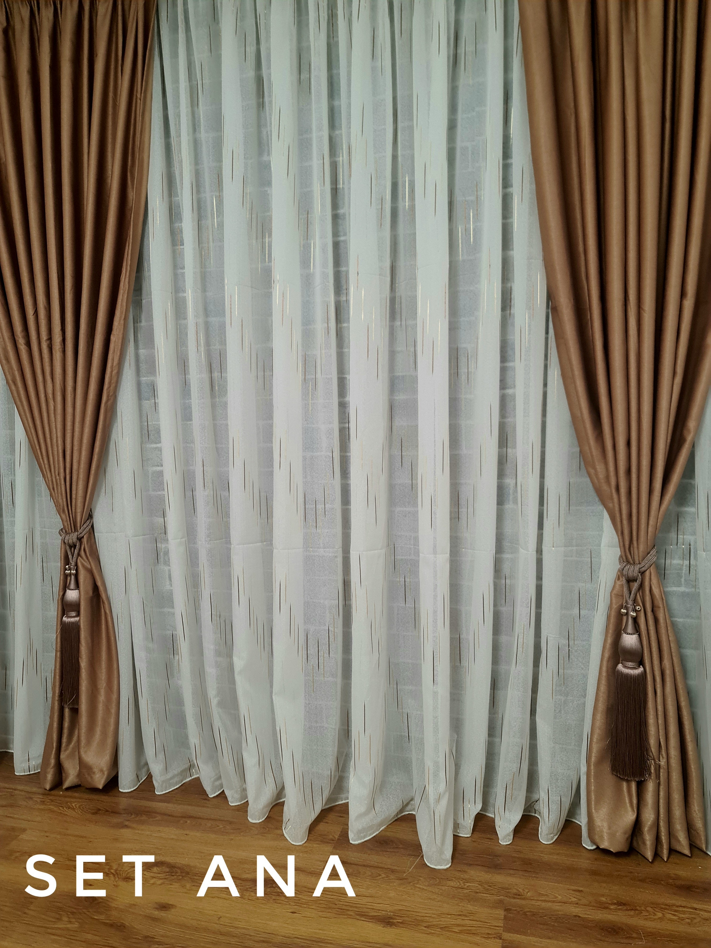 Set perdea si draperie Ana - CASABLANCA Set perdea si draperie Ana Casa Blanca Curtains & Drapes 365.00 CASABLANCA  CASABLANCA