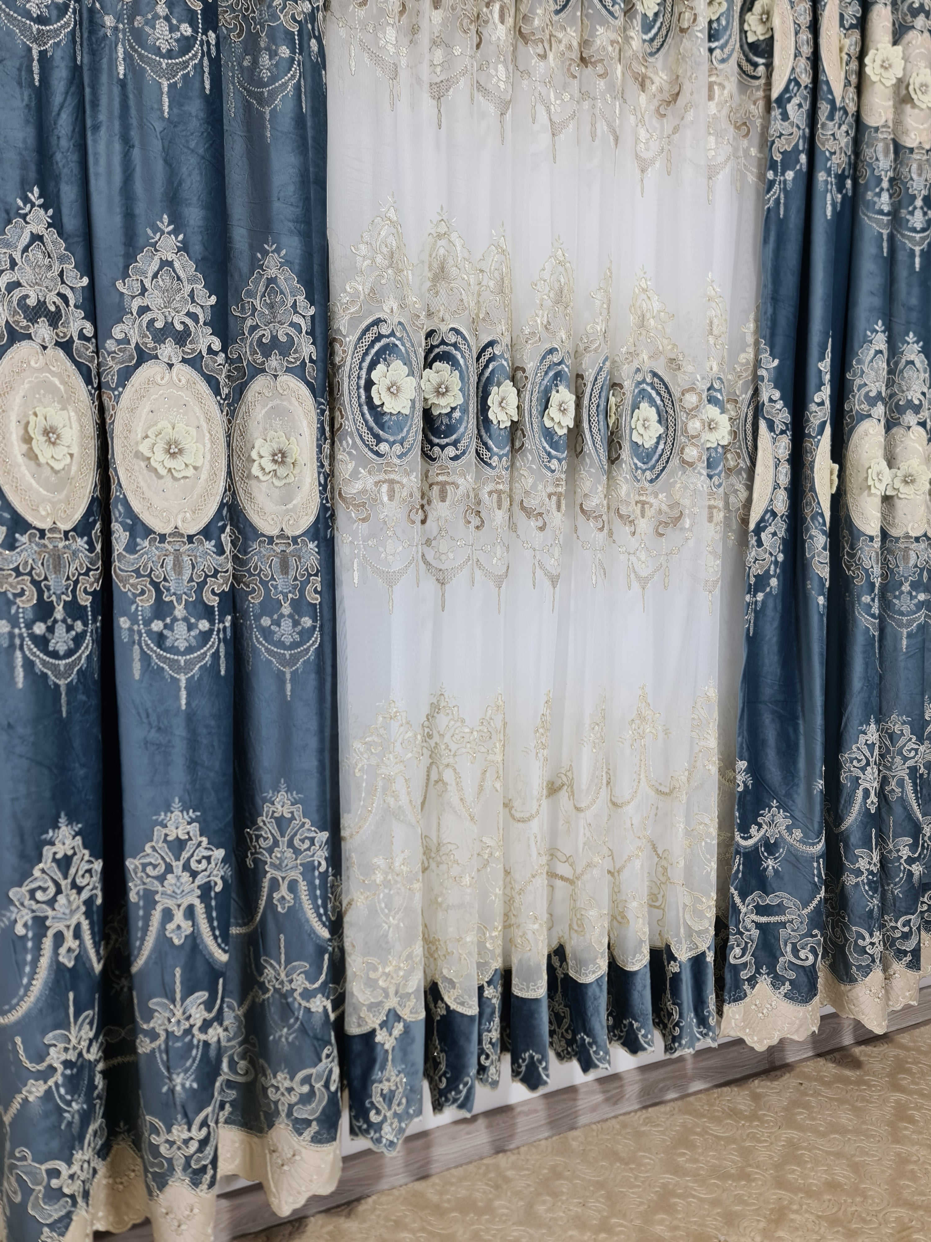 Set perdea si draperie Antonia - CASABLANCA Set perdea si draperie Antonia Casa Blanca Curtains & Drapes 840.00 CASABLANCA  CASABLANCA