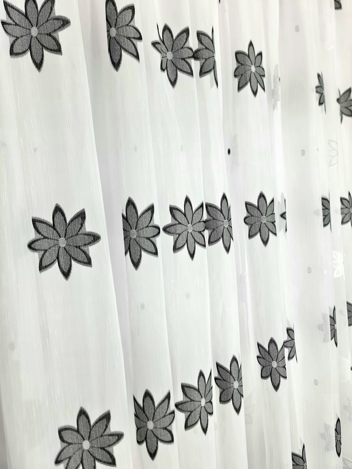 Perdea flori alb cu negru, model Romeo - CASABLANCA Perdea flori alb cu negru, model Romeo Casa Blanca Curtains & Drapes 40.00 CASABLANCA  CASABLANCA