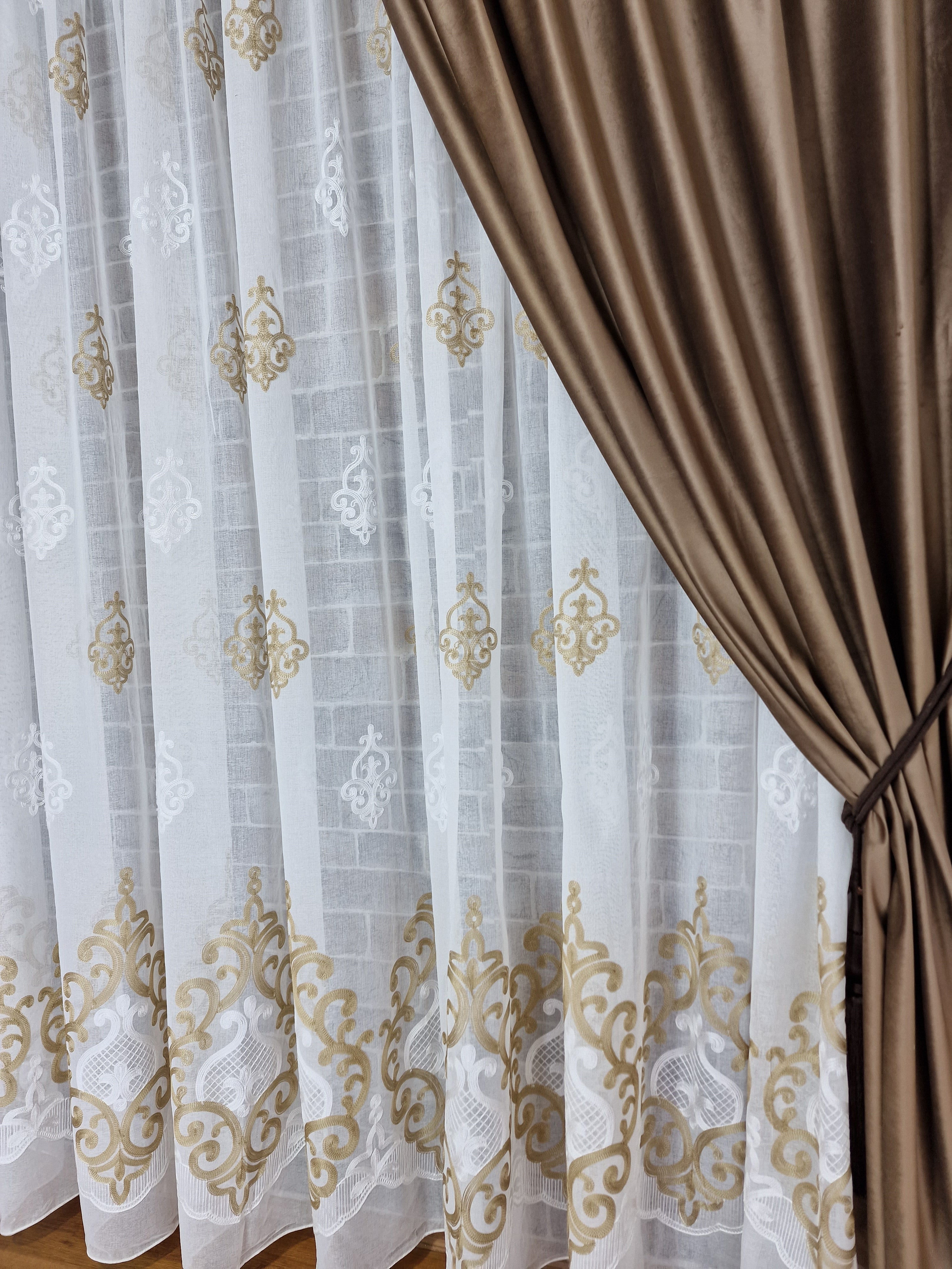 Set perdea si draperie Marinela - CASABLANCA Set perdea si draperie Marinela Casa Blanca Curtains & Drapes 455.00 CASABLANCA  CASABLANCA