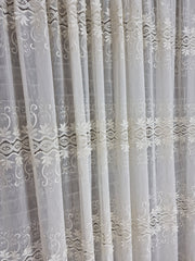 Perdea crem broderie spartă - CASABLANCA Perdea crem broderie spartă CASABLANCA  115.00 CASABLANCA  CASABLANCA