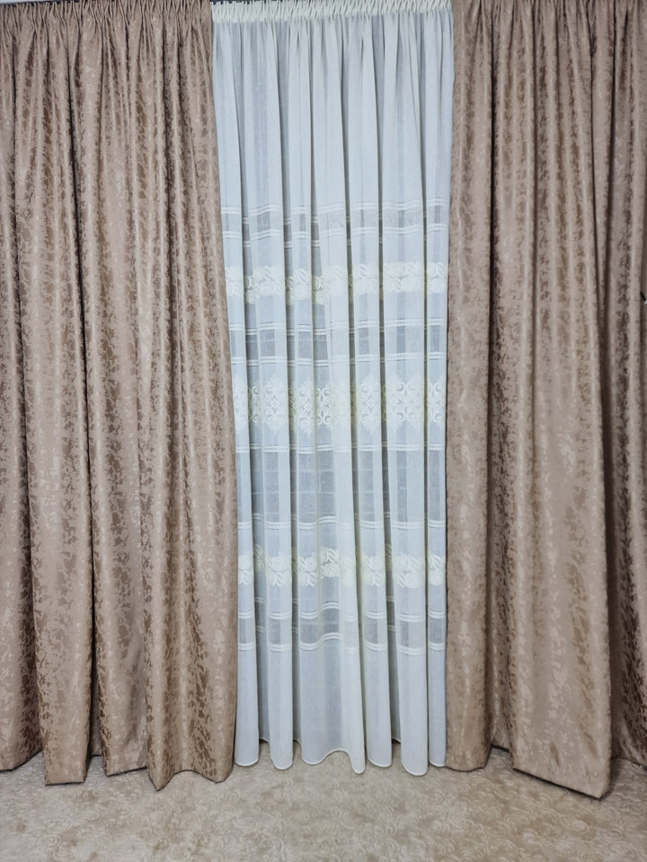 Draperie crem texturată cu aspect modern de vopsea decorativă - CASABLANCA Draperie crem texturată cu aspect modern de vopsea decorativă Casa Blanca Curtains & Drapes 55.00 CASABLANCA  CASABLANCA