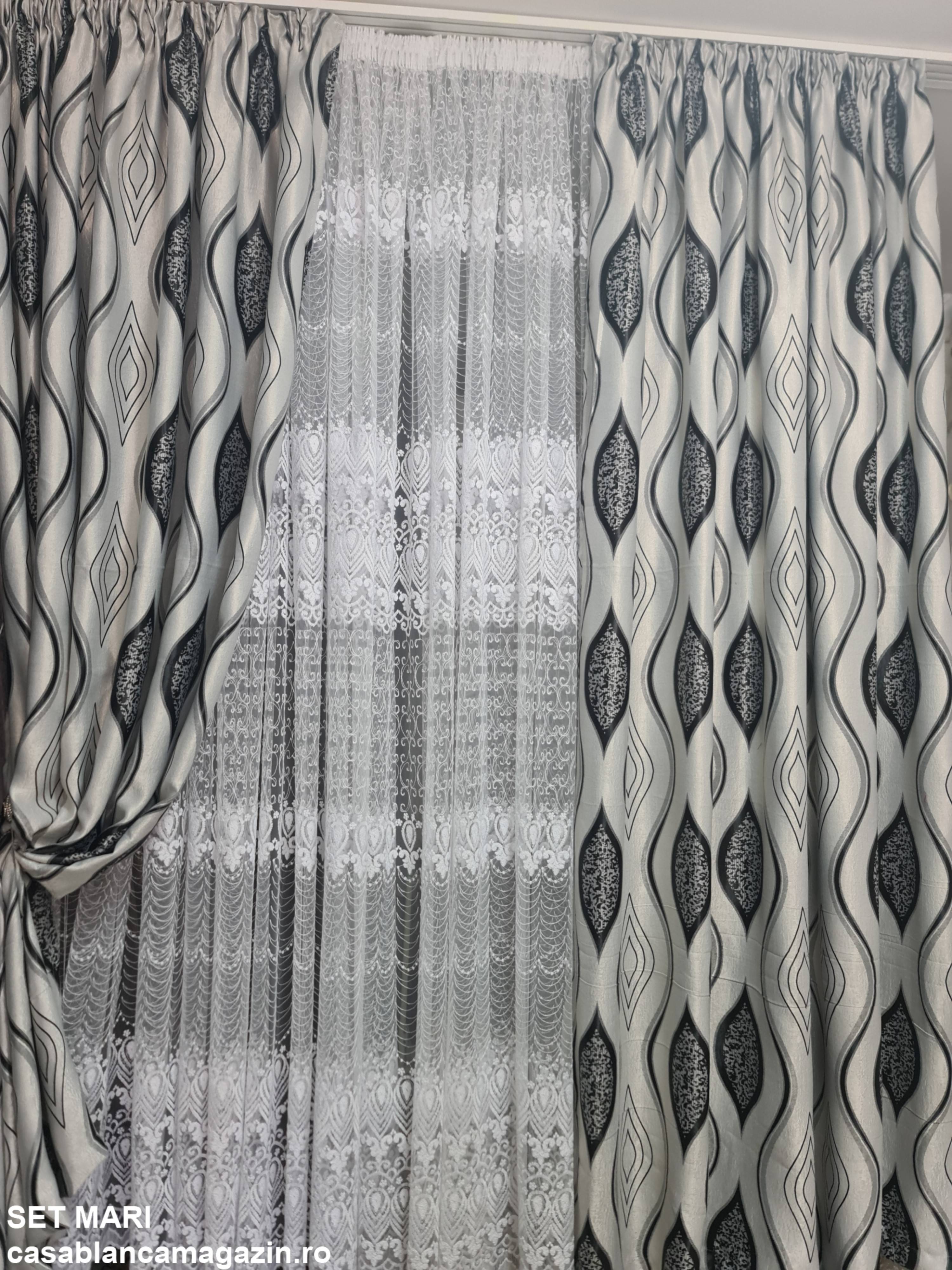 Set perdea si draperie Mari, perfecta pentru camere in tonuri de gri - CASABLANCA Set perdea si draperie Mari, perfecta pentru camere in tonuri de gri Casa Blanca Curtains & Drapes 330.00 CASABLANCA  CASABLANCA