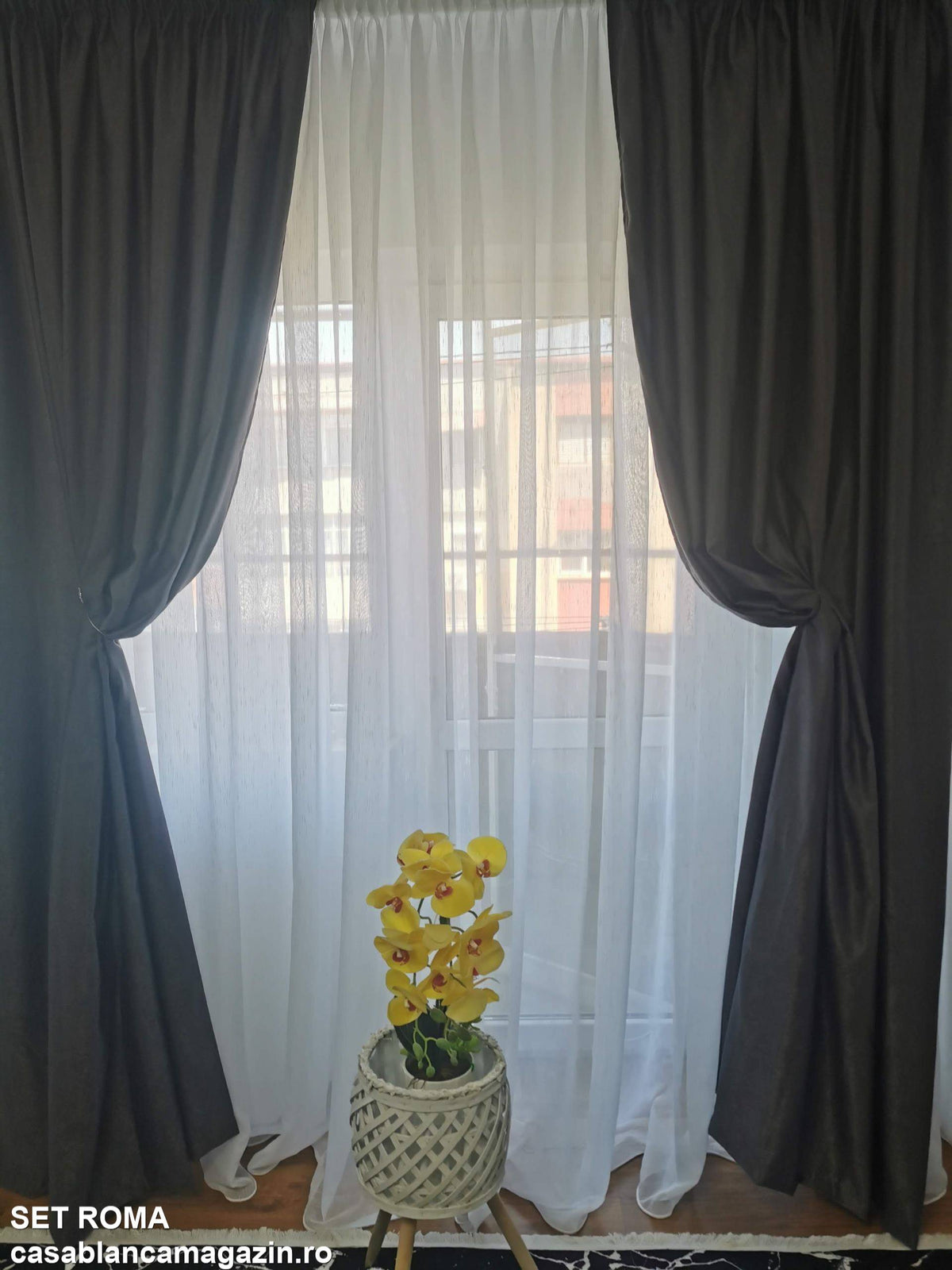 Set perdea si draperie Roma - CASABLANCA Set perdea si draperie Roma Casa Blanca Curtains & Drapes 650.00 CASABLANCA 8metriperdeacu6metridraperiepentrusinagaleriede4-5 CASABLANCA