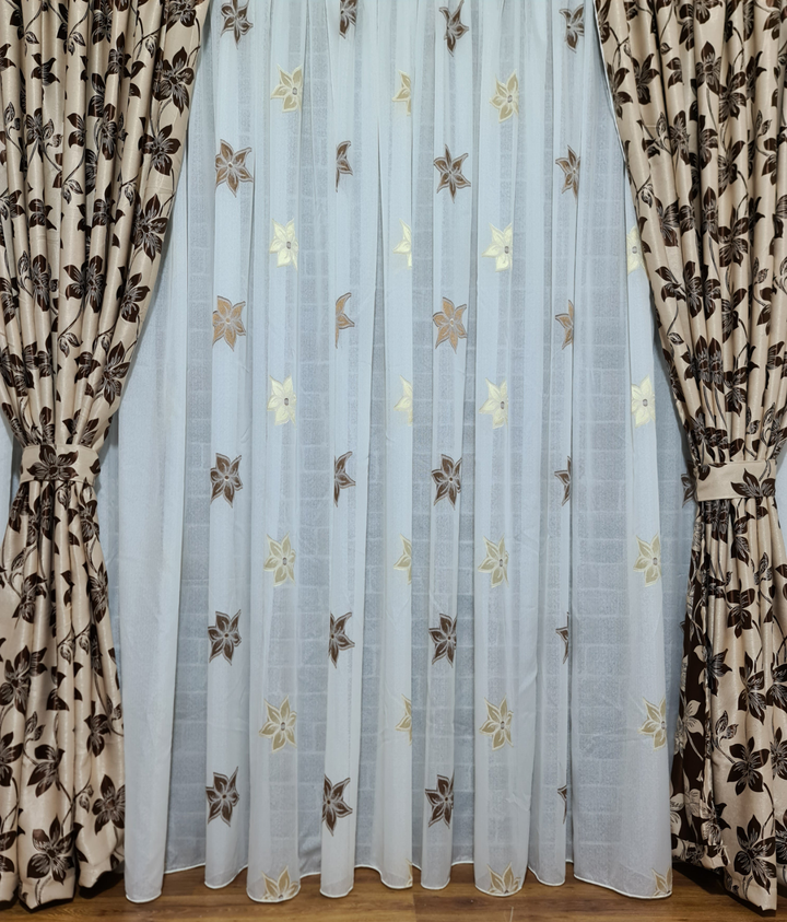 Set perdea si draperie Gia - CASABLANCA Set perdea si draperie Gia Casa Blanca Curtains & Drapes 350.00 CASABLANCA  CASABLANCA