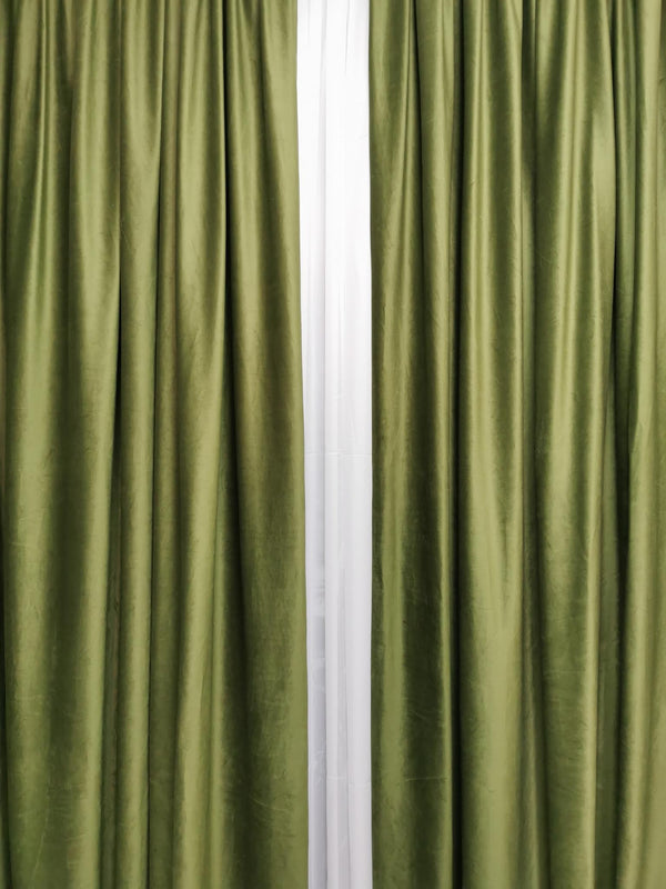 Draperie catifea verde deschis, poate crea o atmosferă confortabilă și relaxantă în orice încăpere - CASABLANCA Draperie catifea verde deschis, poate crea o atmosferă confortabilă și relaxantă în orice încăpere Casa Blanca Curtains & Drapes 80.00 CASABLANCA  CASABLANCA